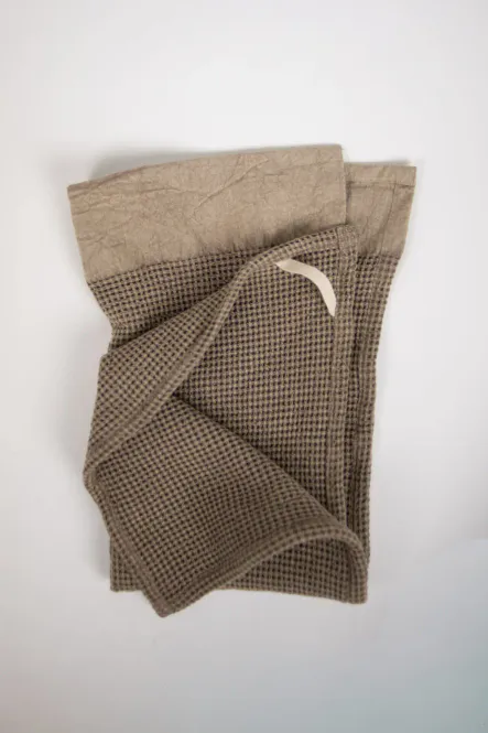 Hovedbilde Nira håndkle Taupe 45*70cm